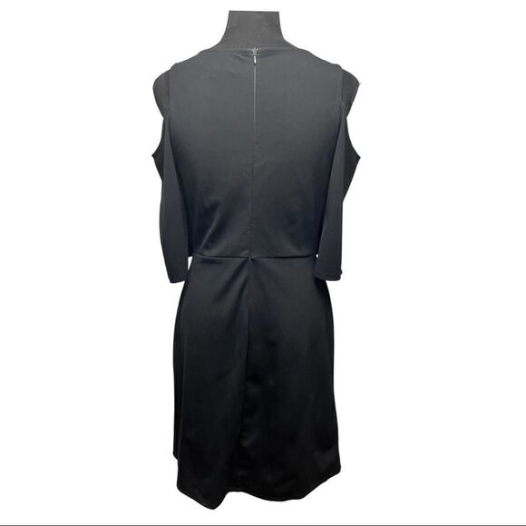 Charles Henry Black Short Sleeve Dress - Picture 3 of 7